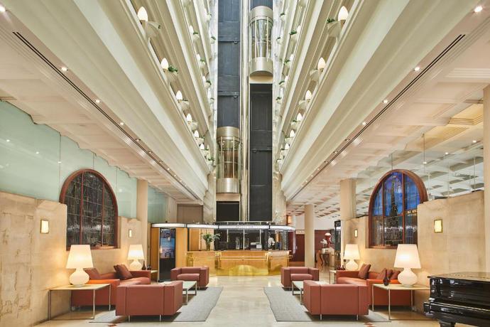Imagen de los interiores del Hotel Silken Ciudad De Vitoria. Foto 12