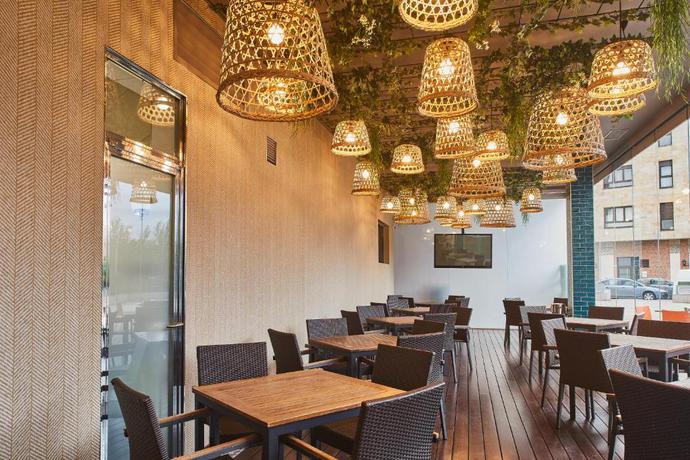 Imagen del bar/restaurante del Hotel Silken Ciudad Gij&oacute;n. Foto 4