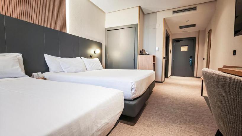 Imagen de la habitación del Hotel Silken Ciudad Gij&oacute;n. Foto 13