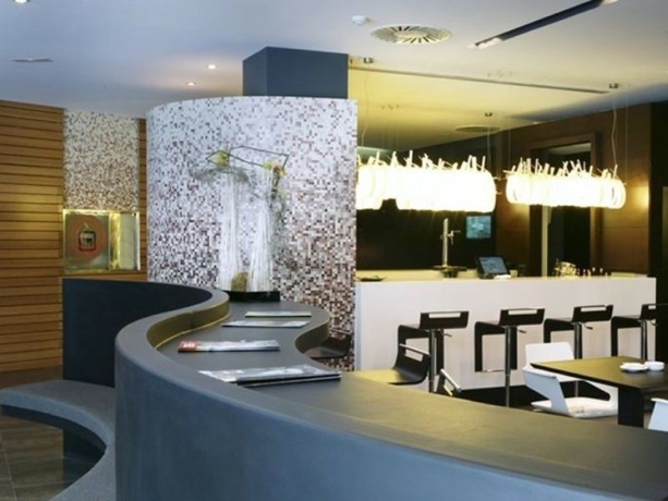 Imagen de la habitación del Hotel Silken Gran Teatro Burgos. Foto 2