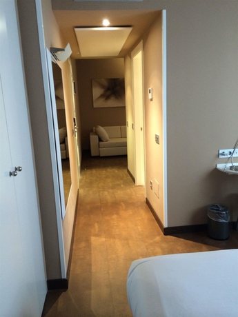 Imagen de la habitación del Hotel Silken Monumental Naranco. Foto 6