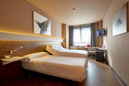 Imagen de la habitación del Hotel Silken Monumental Naranco. Foto 2