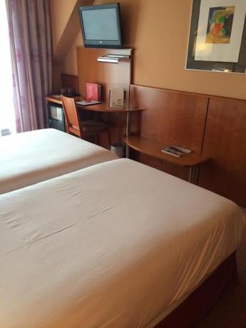 Imagen de la habitación del Hotel Silken Monumental Naranco. Foto 10