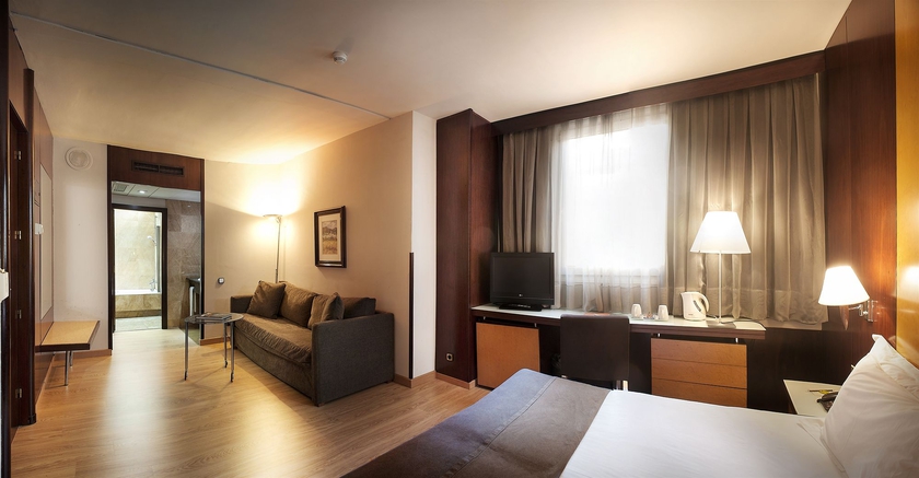 Imagen de la habitación del Hotel Silken Ramblas. Foto 10