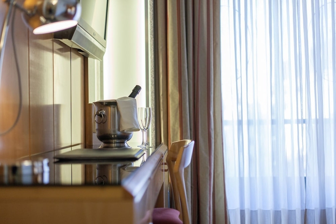 Imagen de la habitación del Hotel Silken Rona Dalba. Foto 10