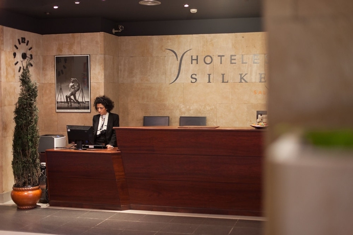 Imagen de los interiores del Hotel Silken Rona Dalba. Foto 18