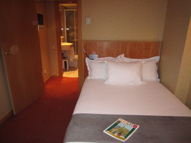 Imagen de la habitación del Hotel Silken Sant Gervasi. Foto 5