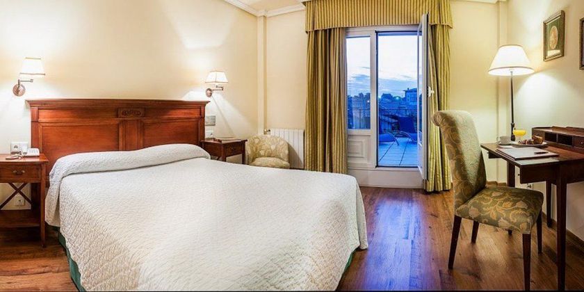 Imagen de la habitación del Hotel Silken Spa La Hacienda De Don Juan. Foto 5