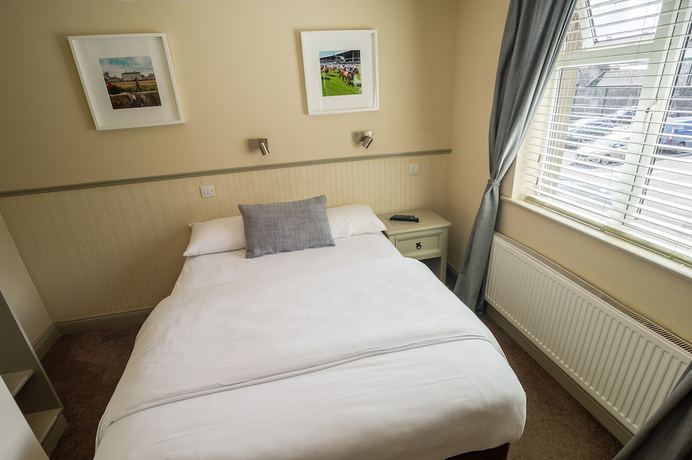 Imagen de la habitación del Hotel Silken Thomas. Foto 2