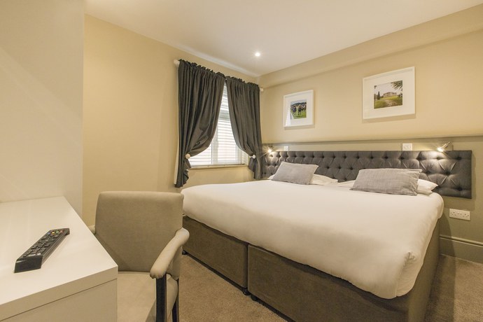 Imagen de la habitación del Hotel Silken Thomas. Foto 13