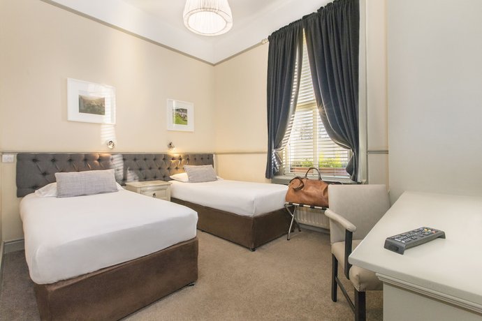 Imagen de la habitación del Hotel Silken Thomas. Foto 17