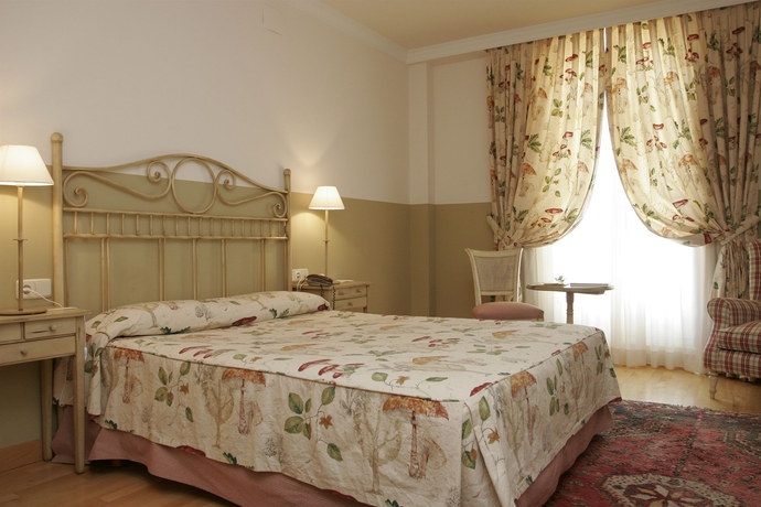 Imagen de la habitación del Hotel Silken Villa de Laguardia. Foto 4