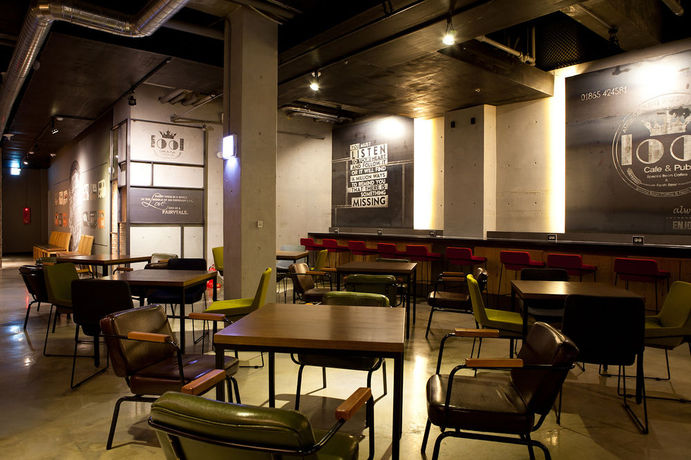 Imagen del bar/restaurante del Hotel Silla Boutique Premium. Foto 4