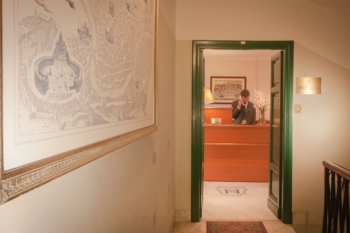 Imagen de los interiores del Hotel Silla, Vaticano. Foto 19