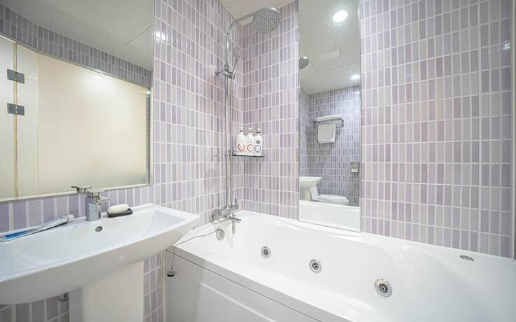 Imagen general del Hotel Sillim K2. Foto 2