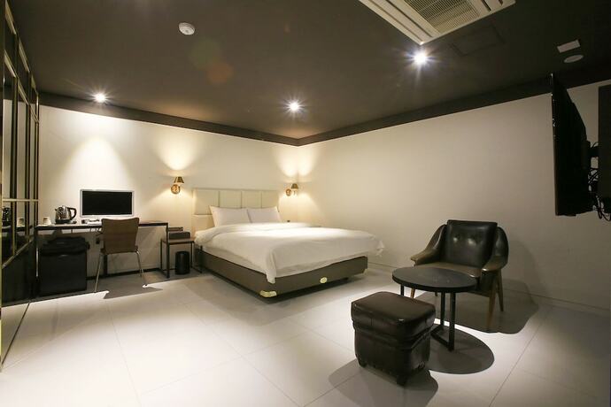 Imagen de la habitación del Hotel Sillim Podo. Foto 17