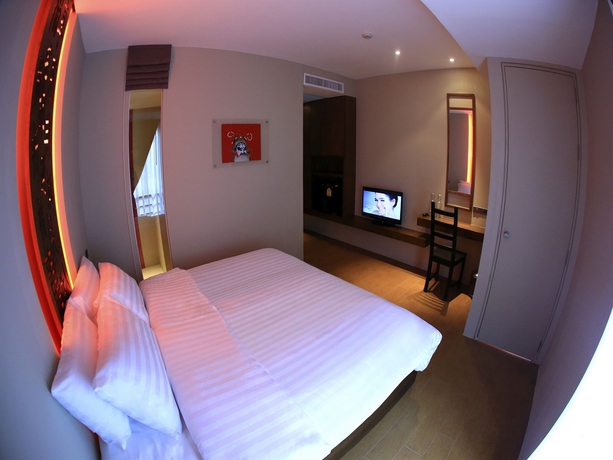 Imagen de la habitación del Hotel Silom One. Foto 11