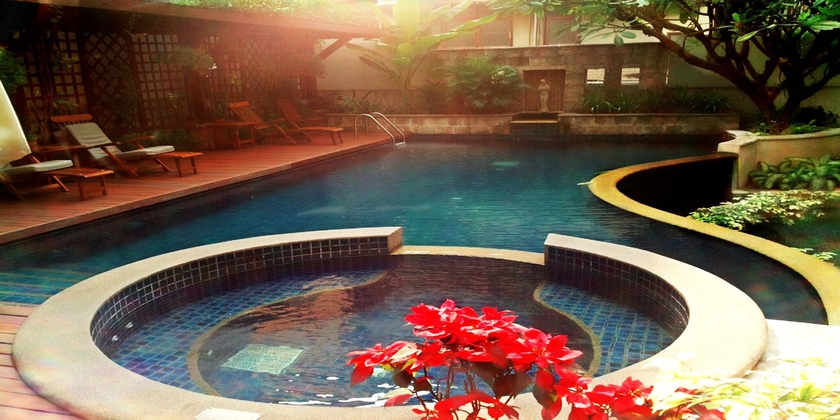 Imagen de la piscina del Hotel Silom Serene, A Boutique. Foto 16
