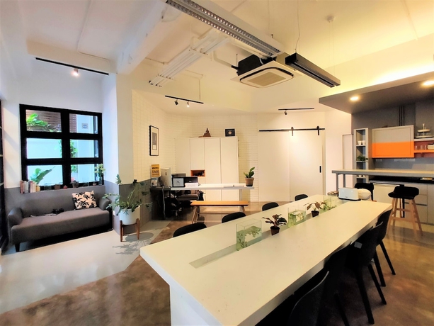 Imagen de los interiores del Hotel Silom Studios. Foto 18
