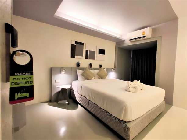 Imagen de la habitación del Hotel Silom Studios. Foto 12