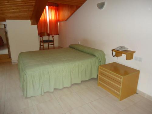 Imagen de la habitación del Hotel Silos 2000. Foto 9