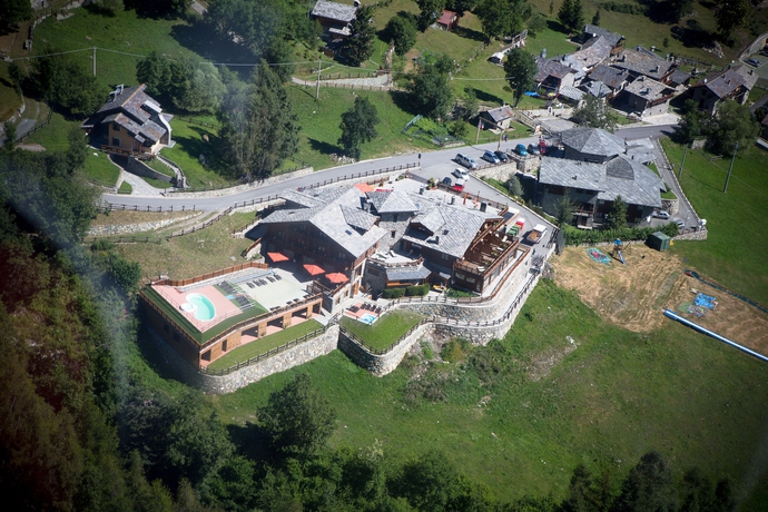 Imagen de los exteriores del Hotel Silou Retreat. Foto 10