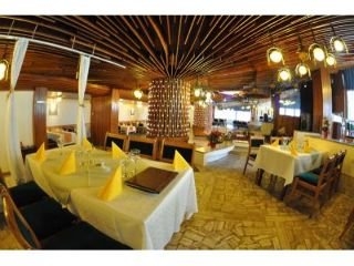 Imagen del bar/restaurante del Hotel Silva Busteni. Foto 11