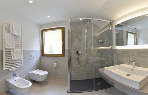 Imagen de la habitación del Hotel Silvana. Foto 7