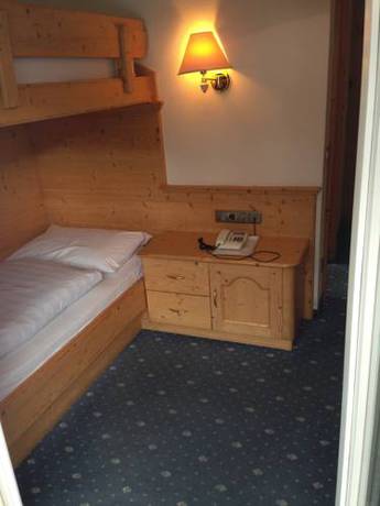 Imagen de la habitación del Hotel Silvana. Foto 10