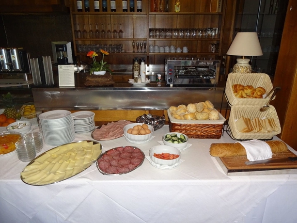 Imagen del bar/restaurante del Hotel Silvana Garn&igrave;. Foto 3