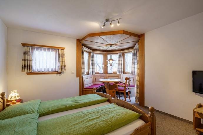 Imagen de la habitación del Hotel Silvapina. Foto 13