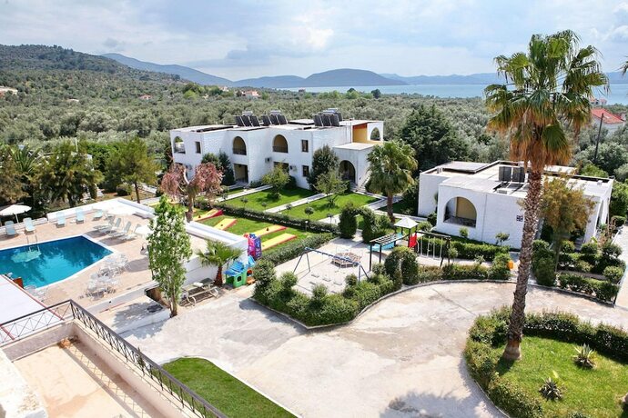 Imagen general del Hotel Silver Bay And Bungalows. Foto 7