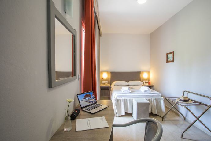 Imagen de la habitación del Hotel Silver Bay. Foto 9