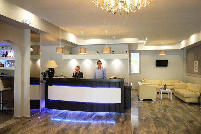Imagen de los interiores del Hotel Silver Bay. Foto 19