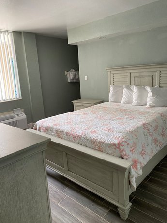 Imagen de la habitación del Hotel Silver Beach Club. Foto 14