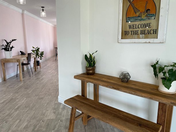 Imagen de los interiores del Hotel Silver Beach Club. Foto 20