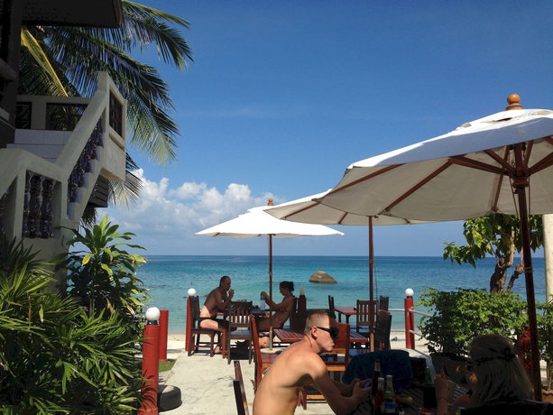 Imagen del bar/restaurante del Hotel Silver Beach Resort. Foto 3