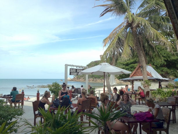 Imagen del bar/restaurante del Hotel Silver Beach Resort. Foto 4
