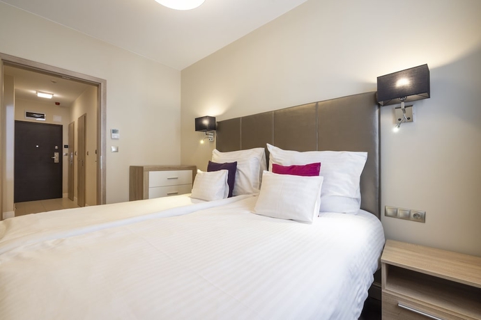 Imagen de la habitación del Hotel Silver Crown and Residence. Foto 5