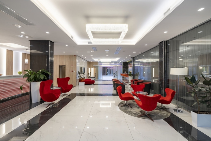 Imagen de los interiores del Hotel Silver Crown and Residence. Foto 15