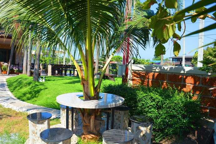 Imagen de los exteriores del Hotel Silver Gold Garden Suvarnabhumi Airport. Foto 9