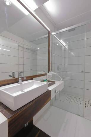 Imagen de la habitación del Hotel Silver Heights. Foto 24
