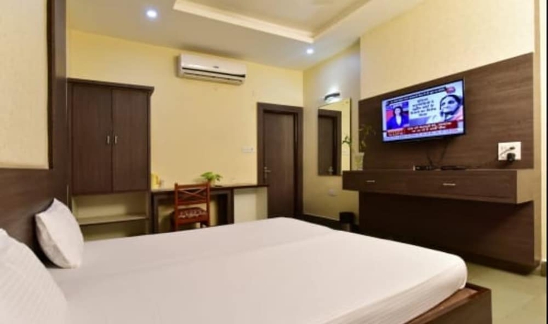 Imagen de la habitación del Hotel Silver Inn, Bhopal. Foto 5