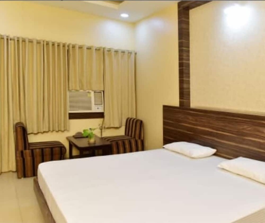 Imagen de la habitación del Hotel Silver Inn, Bhopal. Foto 9