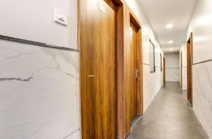 Imagen de los interiores del Hotel Silver Key, Indore. Foto 12