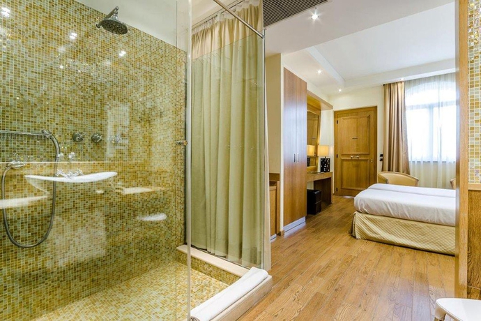 Imagen de la habitación del Hotel Silver, Milán. Foto 12