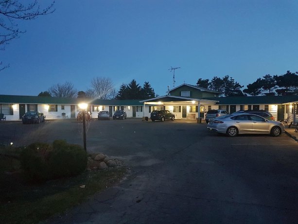 Imagen de los exteriores del Hotel Silver Motel. Foto 15