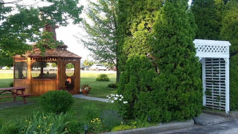 Imagen de los exteriores del Hotel Silver Motel. Foto 18