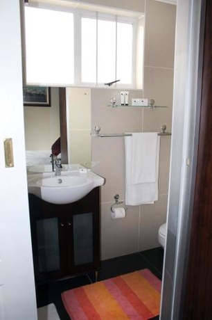 Imagen de la habitación del Hotel Silver Oaks Boutique. Foto 8