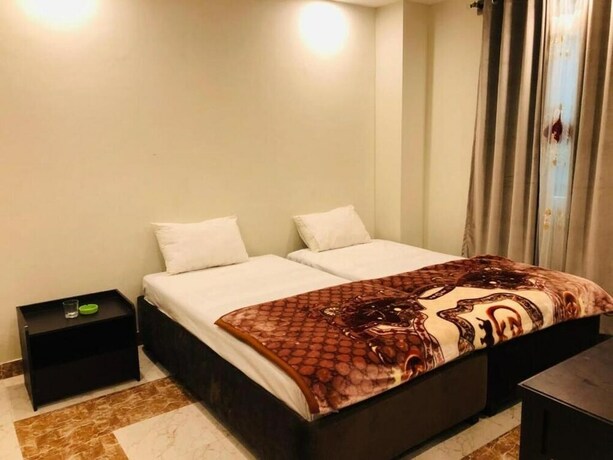 Imagen de la habitación del Hotel Silver Oaks. Foto 14
